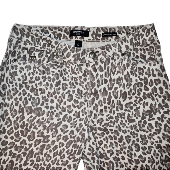 Woman’s Nine West slim fit Printed Gramercy Ankle Jeans size 12 - Picture 8 of 16